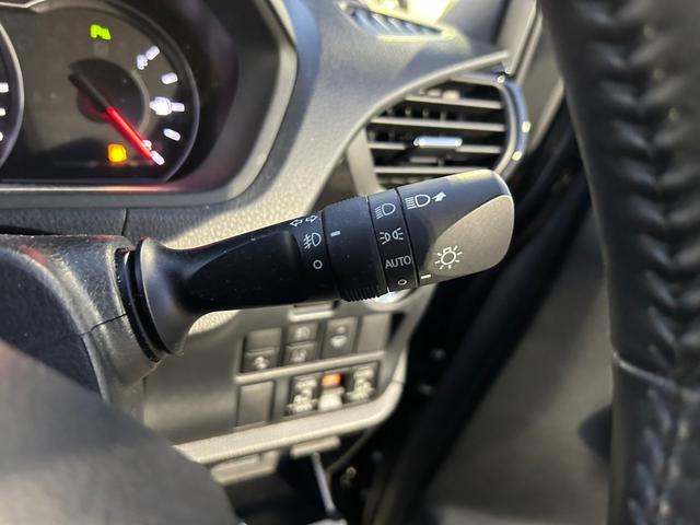 ZS 煌II【4WD寒冷地仕様】7人乗り 【後期型】【トヨタセーフティセンス&車線逸脱警告&クルコン&ソナー】【両側電動スライドドア】【SDナビ&バックカメラ&フルセグTV&ブルートゥース】【ドラレコ】【LEDオートライト&オートハイビーム】(60枚目)