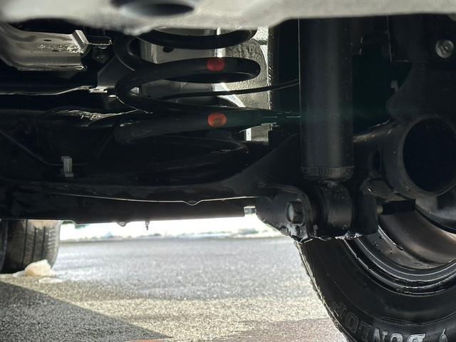 e-パワー ハイウェイスターV【ワンオーナー禁煙車】 【撥水カプロンシート】【プロパイロット&衝突軽減】【全方位モニター&9型ナビ&フリップダウンモニター】【フルセグTV&ブルーレイ&ブルートゥース】【ハンズフリー両側電動スライド】スマートルームミラー(12枚目)