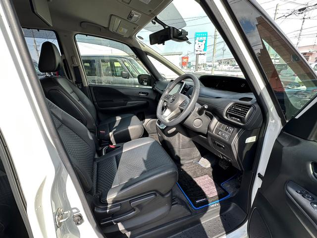 e-パワー ハイウェイスターV【ワンオーナー禁煙車】 【撥水カプロンシート】【プロパイロット&衝突軽減】【全方位モニター&9型ナビ&フリップダウンモニター】【フルセグTV&ブルーレイ&ブルートゥース】【ハンズフリー両側電動スライド】スマートルームミラー(39枚目)