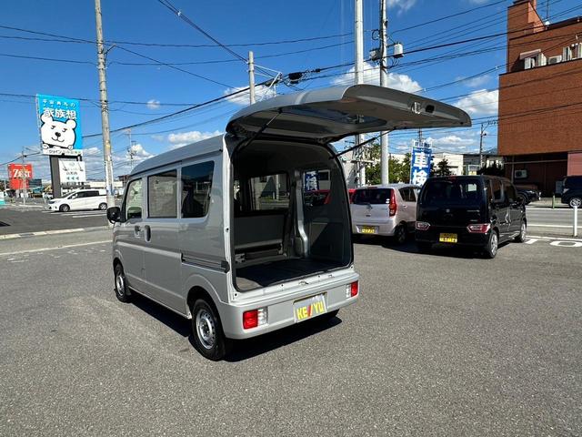 PA 【4WD&4速オートマ】【当社デモカー&禁煙車】【ハイルーフ】【アイドリングストップ】 ETC 横滑り防止 ヘッドライトレベライザー ラジオ ABS 記録簿 保証書 簡易可倒式シート(30枚目)