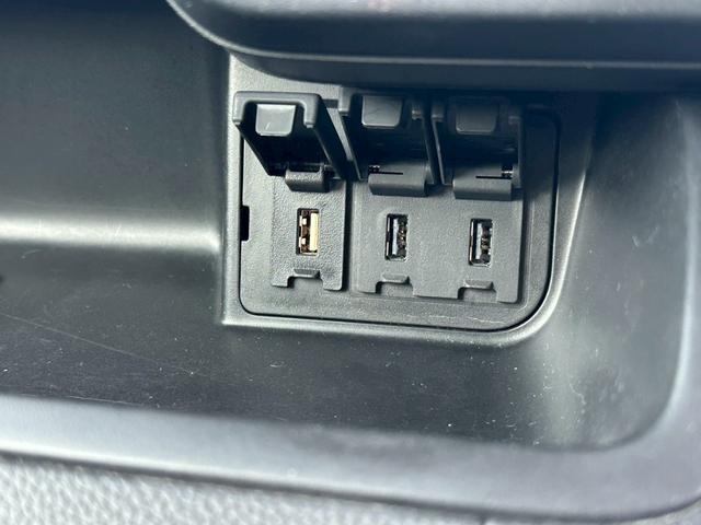 Ｎ－ＢＯＸカスタム Ｇ・Ｌホンダセンシング　【ワンオーナー禁煙車】　【純正エンジンスターター】【両側電動スライドドア】【ディスプレイオーディオ＆フルセグ＆バックカメラ＆Ｂｌｕｅｔｏｏｔｈ＆ＤＶＤ再生】【ドラレコ＆ＥＴＣ】【追従クルコン＆衝突軽減＆コーナーセンサー】（11枚目）