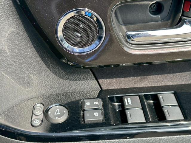 Ｎ－ＢＯＸカスタム Ｇ・Ｌホンダセンシング　【ワンオーナー禁煙車】　【純正エンジンスターター】【両側電動スライドドア】【ディスプレイオーディオ＆フルセグ＆バックカメラ＆Ｂｌｕｅｔｏｏｔｈ＆ＤＶＤ再生】【ドラレコ＆ＥＴＣ】【追従クルコン＆衝突軽減＆コーナーセンサー】（16枚目）