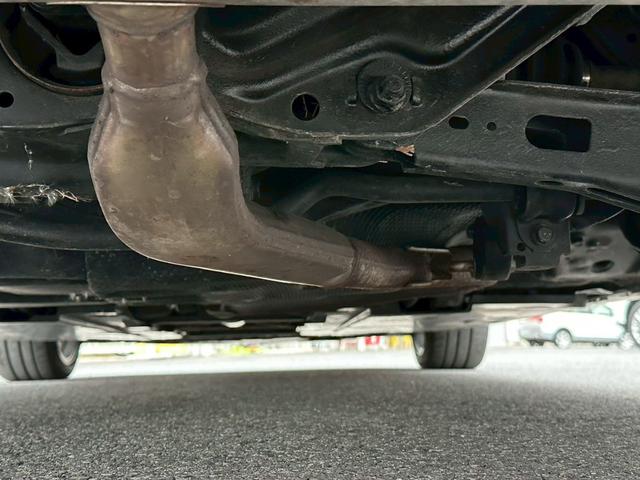 カローラツーリング ハイブリッド　ダブルバイビー　【４ＷＤ】【寒冷地仕様】　【純正エンスタ】【ディスプレイオーディオ＆Ｂｌｕｅｔｏｏｔｈ＆バックカメラ】【ハーフレザーシート＆シート／ステアヒーター】【追従クルコン＆コーナーセンサー】【ＬＥＤヘッドライト＆フォグライト】（6枚目）