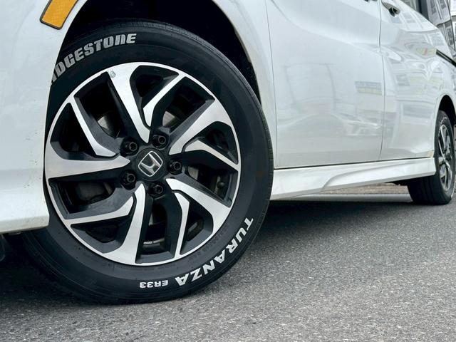 ステップワゴンスパーダ スパーダ・クールスピリット　ホンダセンシング【４ＷＤ】　【両側電動スライドドア＆フリップダウンモニター】【純正９インチフルセグナビ＆全方位カメラ＆Ｂｌｕｅｔｏｏｔｈ＆ＣＤ／ＤＶＤ再生】【ドラレコ＆ＥＴＣ】【ＬＥＤヘッドライト＆フォグライト】【純正エンスタ】（32枚目）