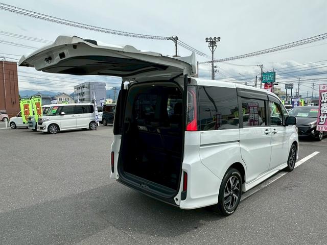 ステップワゴンスパーダ スパーダ・クールスピリット　ホンダセンシング【４ＷＤ】　【両側電動スライドドア＆フリップダウンモニター】【純正９インチフルセグナビ＆全方位カメラ＆Ｂｌｕｅｔｏｏｔｈ＆ＣＤ／ＤＶＤ再生】【ドラレコ＆ＥＴＣ】【ＬＥＤヘッドライト＆フォグライト】【純正エンスタ】（56枚目）