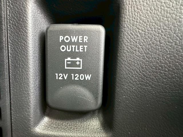デリカＤ：５ シャモニー登録済未使用車【軽油ターボ４ＷＤ】オートステップ　両側電動スライドドア　電動リアゲート　フロント両席シートヒーター　ステアリングヒーター　ブラインドスポットモニター　電動ハーフレザーシート　衝突被害軽減装置　レーンアシスト　オートハイビーム（29枚目）