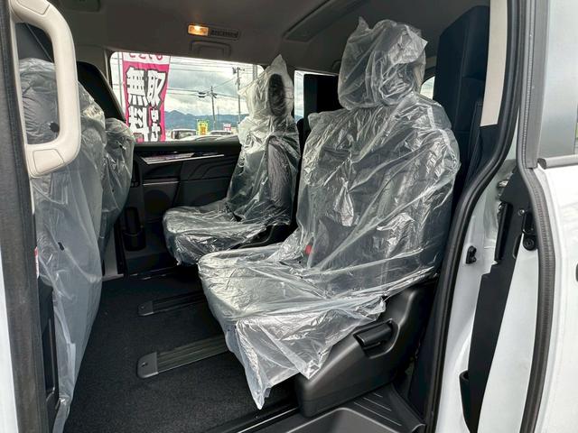 デリカＤ：５ シャモニー登録済未使用車【軽油ターボ４ＷＤ】オートステップ　両側電動スライドドア　電動リアゲート　フロント両席シートヒーター　ステアリングヒーター　ブラインドスポットモニター　電動ハーフレザーシート　衝突被害軽減装置　レーンアシスト　オートハイビーム（48枚目）