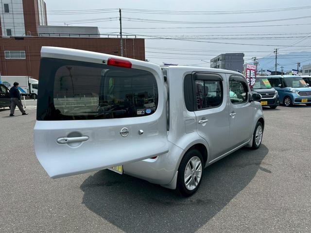 キューブ １５Ｘ　ＦＯＵＲ　【４ＷＤ】【熊本県仕入】【純正７インチナビ＆フルセグＴＶ＆ＣＤ再生＆ＡＵＸ接続】【ドライブレコーダー】【フォグランプ】【スマートキー＆プッシュスタート】【ヘッドライトレベライザー】【電格ミラー】（49枚目）