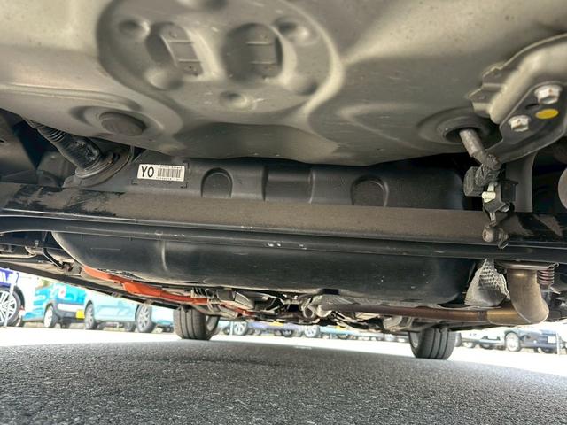 アクア ＧスマートエントリーＰＫＧ【禁煙車】【モデリスタフルエアロ】　【純正大型スポイラー】【ディーラーオプションナビ＆バックカメラ】【フルセグ＆ブルートゥースオーディオ接続】【オートＬＥＤ＆フォグ】【ヘッドライトウォッシャー】【スマートキー＆プッシュスタート】【ＥＴＣ（6枚目）