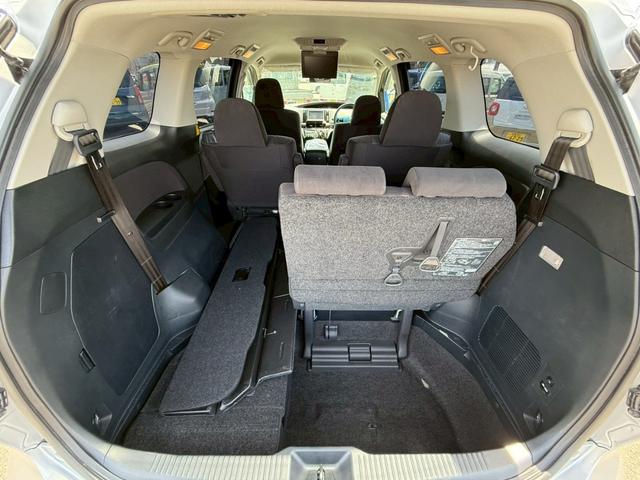 エスティマハイブリッド アエラス【４ＷＤ】【モデリスタエアロ】【】　【両側電動スライドドア＆フリップダウンモニター】【純正８インチナビ＆フルセグ＆バックカメラ＆Ｂｌｕｅｔｏｏｔｈ＆ＣＤ／ＤＶＤ再生】【２列目オットマンシート＆シートヒーター】【クルコン＆ツインエアコン】（52枚目）