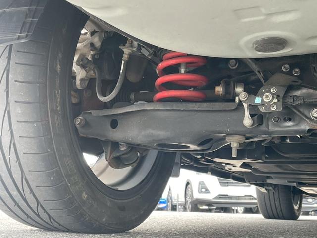 ハリアー エレガンス　ＧＲスポーツ【ターボ】【４ＷＤ】　【当社下取直販禁煙車】【社外ウーハー】【社外ガナドールマフラー】追従クルコン／純正フルセグ９インチナビ＆バックカメラ＆Ｂｌｕｅｔｏｏｔｈ／電動ハーフレザーシート／ＬＥＤライト／ドラレコ／ＥＴＣ２．０（6枚目）