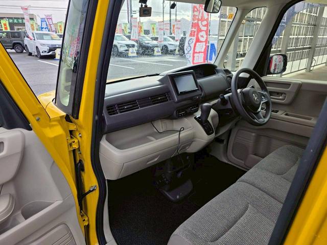 自社の陸運局認証工場を併設!国家資格を持った整備士による整備。ステレオ、エアコン等の走行に関係のない所も不具合箇所があれば修理してご納車致します。