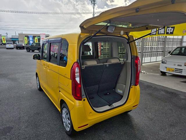 店内のキッズコーナーには人気ゲームやDVDをご用意、TV・雑誌も取り揃えておりますので整備待ち時間でも退屈致しません♪各種お飲み物のご用意、お子様には風船とお菓子をプレゼントしております♪