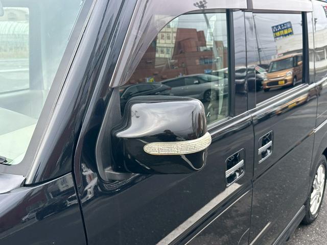 エブリイワゴン ＰＺターボスペシャル　４ＷＤ　両側電動スライドドア　オートステップ　シートヒーター　サイドミラーヒーター　オートエアコン　ＨＩＤヘッドライト　フォグランプ　ミラーウィンカー　電格ミラー　取説　保証書　禁煙車（23枚目）