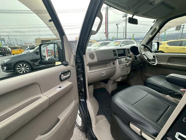 エブリイワゴン ＰＺターボスペシャル　４ＷＤ　両側電動スライドドア　オートステップ　シートヒーター　サイドミラーヒーター　オートエアコン　ＨＩＤヘッドライト　フォグランプ　ミラーウィンカー　電格ミラー　取説　保証書　禁煙車（40枚目）