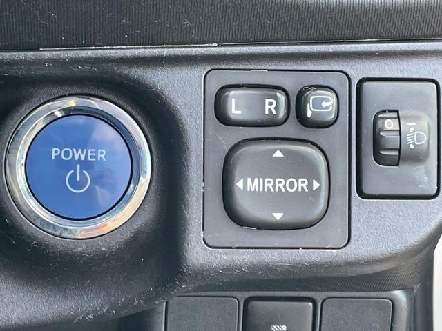 アクア G 禁煙車 純正地デジナビ Bluetoothオーディオ CD再生 AUX接続 LEDヘッドライト オートライト オートエアコン シートヒーター ETC スマートキー&プッシュスタート 取説&保証書(11枚目)