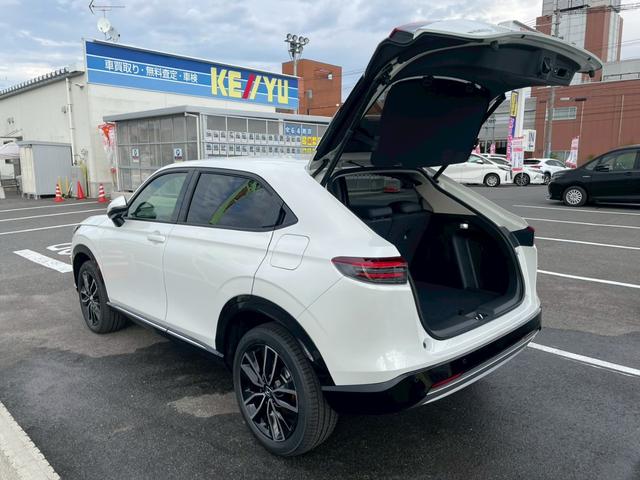 ヴェゼル ｅ：ＨＥＶ　Ｚ　４ＷＤ　寒冷地仕様　９インチホンダコネクト＆プレミアムオーディオ＆マルチビューカメラ　ホンダセンシング＆後退出庫サポート　ワイヤレス充電　　レーダークルーズコントロール　ＥＴＣ２．０（52枚目）