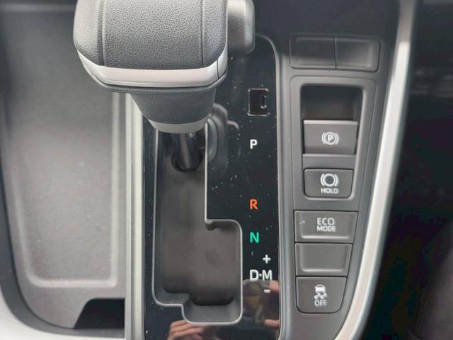 ヴォクシー Ｓ－Ｚ【４ＷＤ】【後期型】【フリップダウンモニター】　【寒冷地仕様】　両側電動スライドドア　純正ディスプレイオーディオ　バックカメラ＆Ｂｌｕｅｔｏｏｔｈ＆ＣＤ／ＤＶＤ再生　ＨＤＭＩ　ＬＥＤライト　シートヒーター　ＥＴＣ２．０（28枚目）