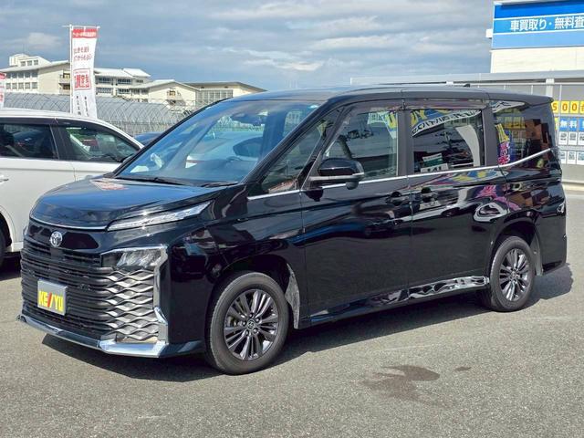 ヴォクシー Ｓ－Ｚ【４ＷＤ】【後期型】【フリップダウンモニター】　【寒冷地仕様】　両側電動スライドドア　純正ディスプレイオーディオ　バックカメラ＆Ｂｌｕｅｔｏｏｔｈ＆ＣＤ／ＤＶＤ再生　ＨＤＭＩ　ＬＥＤライト　シートヒーター　ＥＴＣ２．０（35枚目）