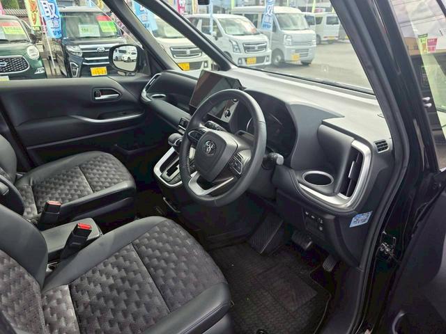 ヴォクシー Ｓ－Ｚ【４ＷＤ】【後期型】【フリップダウンモニター】　【寒冷地仕様】　両側電動スライドドア　純正ディスプレイオーディオ　バックカメラ＆Ｂｌｕｅｔｏｏｔｈ＆ＣＤ／ＤＶＤ再生　ＨＤＭＩ　ＬＥＤライト　シートヒーター　ＥＴＣ２．０（40枚目）