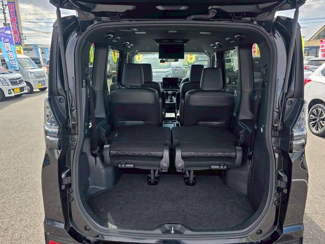 ヴォクシー Ｓ－Ｚ【４ＷＤ】【後期型】【フリップダウンモニター】　【寒冷地仕様】　両側電動スライドドア　純正ディスプレイオーディオ　バックカメラ＆Ｂｌｕｅｔｏｏｔｈ＆ＣＤ／ＤＶＤ再生　ＨＤＭＩ　ＬＥＤライト　シートヒーター　ＥＴＣ２．０（51枚目）