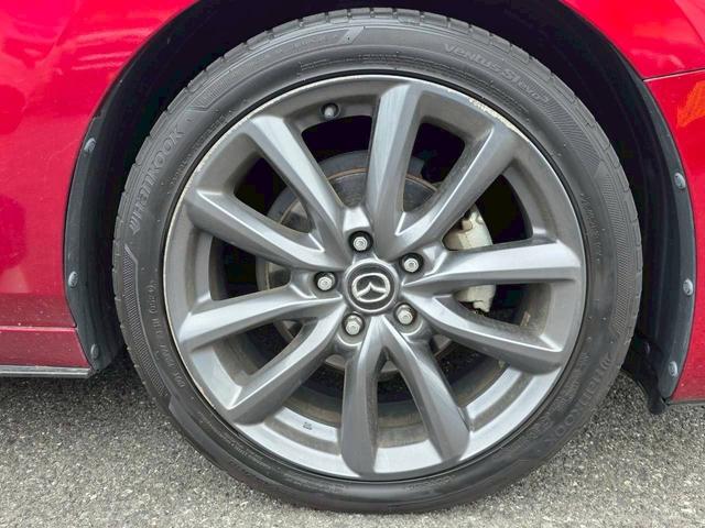 ＭＡＺＤＡ３ファストバック １５Ｓツーリング【当社下取直販マニュアル車】　【純正フルセグナビ】【全方位カメラ】【バックカメラ＆Ｂｌｕｅｔｏｏｔｈ＆ＣＤ／ＤＶＤ再生】　追従クルコン　コーナーセンサー　ＬＥＤヘッドライト　ドラレコ　ビルトインＥＴＣ　取説＆保証書（33枚目）