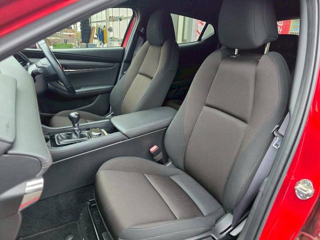 ＭＡＺＤＡ３ファストバック １５Ｓツーリング【当社下取直販マニュアル車】　【純正フルセグナビ】【全方位カメラ】【バックカメラ＆Ｂｌｕｅｔｏｏｔｈ＆ＣＤ／ＤＶＤ再生】　追従クルコン　コーナーセンサー　ＬＥＤヘッドライト　ドラレコ　ビルトインＥＴＣ　取説＆保証書（54枚目）