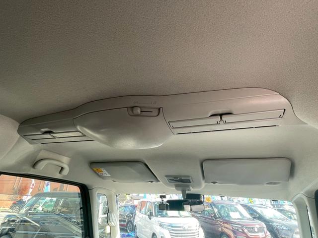 スペーシアカスタム ハイブリッドXS 4WD 両側電動スライドドア エンジンスターター 2列目サーキュレーター ハーフレザーシートヒーター 衝突軽減&車線逸脱警告 コーナーセンサー LEDヘッドライト&フォグライト スマートキースペアキー(8枚目)