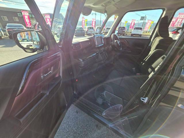 スペーシアカスタム ハイブリッドGS 4WD 届出済未使用車/新品ナビ取付/片側自動スライドドア/衝突軽減/追従クルコン/レーンキープ/コーナーセンサー/LEDライト/フォグ/ヘッドライトレベライザー/シートヒーター/スペアキー有/保証書・取説有(31枚目)