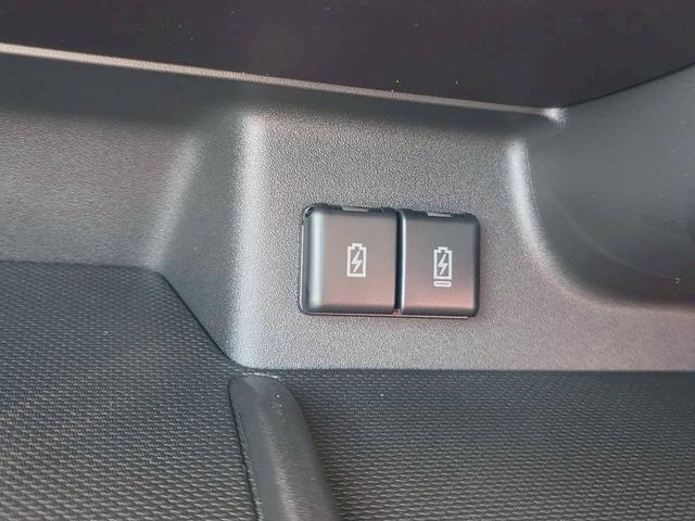 スペーシアカスタム ハイブリッドGS 4WD 届出済未使用車/新品ナビ取付/片側自動スライドドア/衝突軽減/追従クルコン/レーンキープ/コーナーセンサー/LEDライト/フォグ/ヘッドライトレベライザー/シートヒーター/スペアキー有/保証書・取説有(42枚目)