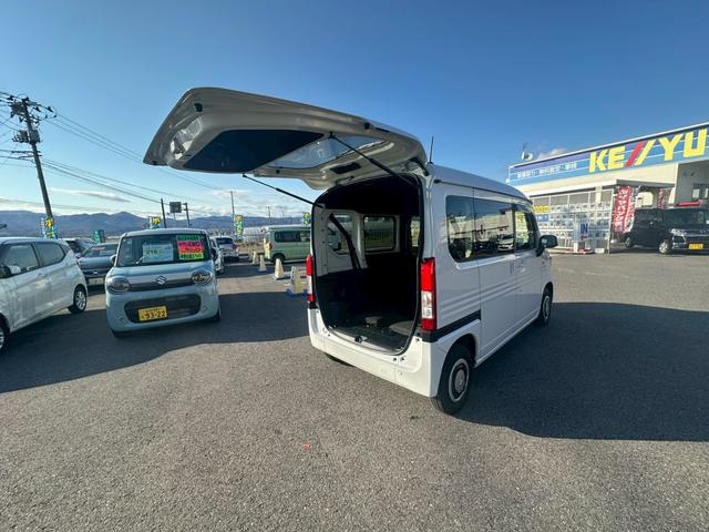 Ｎ－ＶＡＮ＋スタイル ファン・ターボ【オートマ４ＷＤ禁煙車】　【８型ナビ／フルセグ／ＢＴ接続／バックカメラ】【追従クルーズコントロール】【コーナーセンサー】【オートＬＥＤ／フォグ】【スマートキー／プッシュスタート】【スペアキー】【横滑り防止】【ＥＴＣ】（50枚目）