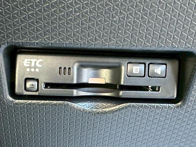 タント ファンクロスターボ　届出済未使用車　新品ナビ取付　両側電動スライドドア　バックカメラ　Ｂｌｕｅｔｏｏｔｈ　ルーフレール　衝突軽減　クルコン　クリアランスソナー　レーンアシスト　アイドリングストップ　シートヒーター　ＥＴＣ（9枚目）