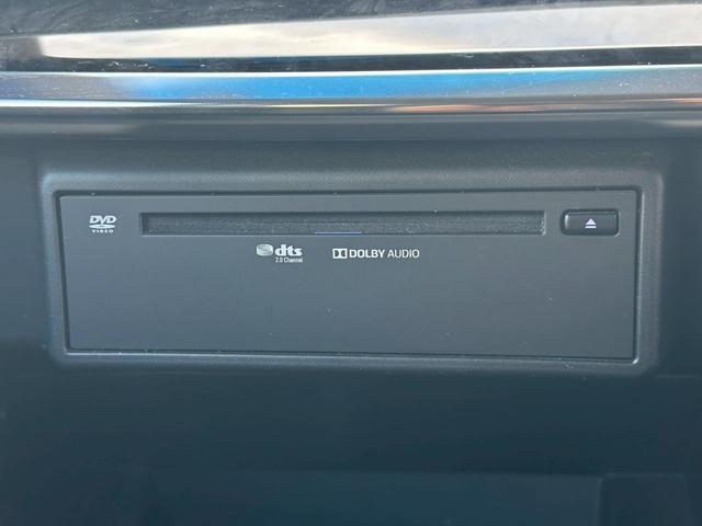 アルファードハイブリッド SR Cパッケージ【4WD】【黒革電動シート】【福井県仕入】 【フリップダウンモニター】【パワーバックドア】【3眼LEDヘッドライト】シートヒーター シートクーラー 純正ディスプレイオーディオ フルセグ バックカメラ ETC ドラレコ ステアヒーター(32枚目)