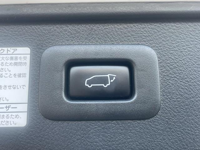 アルファードハイブリッド SR Cパッケージ【4WD】【黒革電動シート】【福井県仕入】 【フリップダウンモニター】【パワーバックドア】【3眼LEDヘッドライト】シートヒーター シートクーラー 純正ディスプレイオーディオ フルセグ バックカメラ ETC ドラレコ ステアヒーター(36枚目)