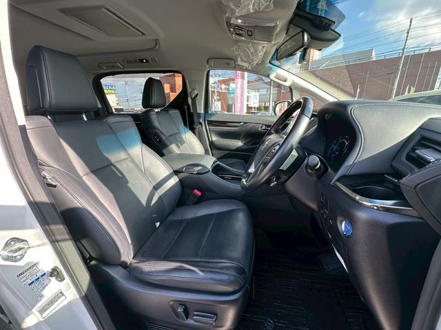 アルファードハイブリッド SR Cパッケージ【4WD】【黒革電動シート】【福井県仕入】 【フリップダウンモニター】【パワーバックドア】【3眼LEDヘッドライト】シートヒーター シートクーラー 純正ディスプレイオーディオ フルセグ バックカメラ ETC ドラレコ ステアヒーター(48枚目)