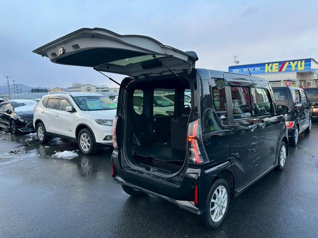 タント カスタムＸ【４ＷＤ】【当社下取直販禁煙車】　【衝突軽減＆車線逸脱】【両側電動スライド】【社外ＳＤ／フルセグ／ＢＴ接続／バックカメラ】【コーナーセンサー】【ハーフレザー】【シートヒーター】【ロールサンシェード】【オートＬＥＤライト／フォグ】（30枚目）