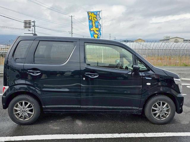 ワゴンＲ ハイブリッドＦＸ－Ｓ【４ＷＤ禁煙車】　【純正ディスプレイオーディオ】【全方位モニター】【衝突軽減＆車線逸脱】【追従クルーズコントロール】【オートライト】【シートヒーター】【コーナーセンサー】【ヘッドアップディスプレイ】（21枚目）