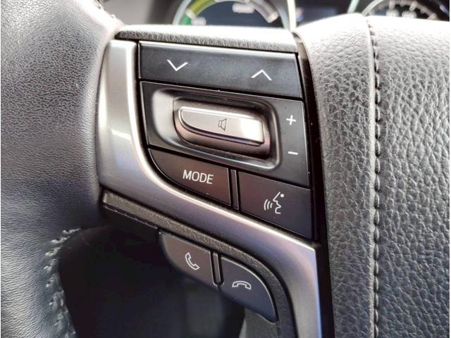 クラウンハイブリッド ロイヤルサルーンG Four【4WD】【夏冬タイヤ付】 【全方位カメラ】【純正フルセグナビ】純正エンスタ Bluetooth CD/DVD再生 ミラーヒーター 追従クルコン ブラインドスポットモニター コーナーセンサー ビルトインETC LEDヘッドライト(14枚目)