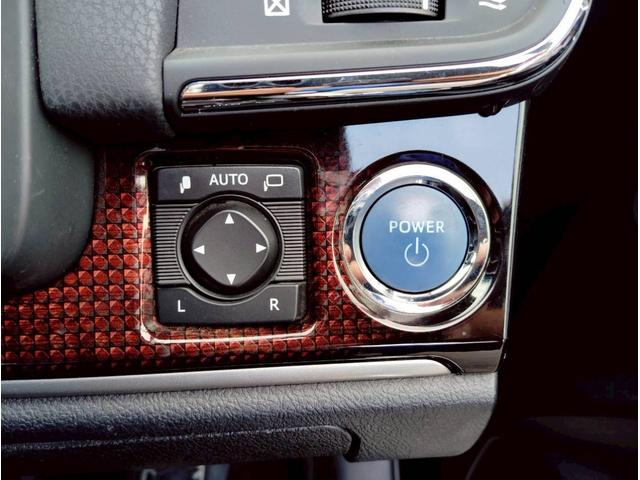 クラウンハイブリッド ロイヤルサルーンG Four【4WD】【夏冬タイヤ付】 【全方位カメラ】【純正フルセグナビ】純正エンスタ Bluetooth CD/DVD再生 ミラーヒーター 追従クルコン ブラインドスポットモニター コーナーセンサー ビルトインETC LEDヘッドライト(44枚目)