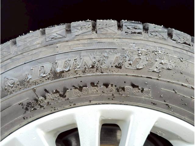 クラウンハイブリッド ロイヤルサルーンG Four【4WD】【夏冬タイヤ付】 【全方位カメラ】【純正フルセグナビ】純正エンスタ Bluetooth CD/DVD再生 ミラーヒーター 追従クルコン ブラインドスポットモニター コーナーセンサー ビルトインETC LEDヘッドライト(46枚目)