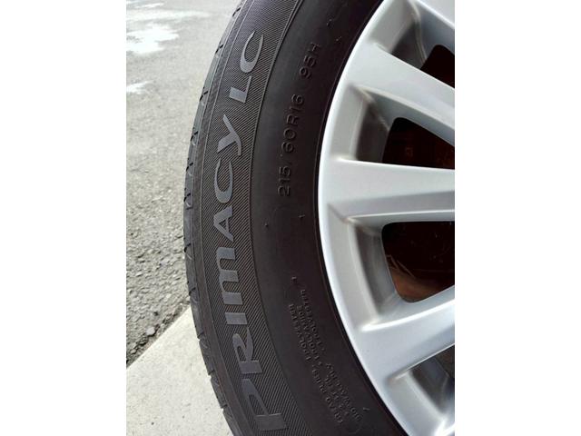 クラウンハイブリッド ロイヤルサルーンG Four【4WD】【夏冬タイヤ付】 【全方位カメラ】【純正フルセグナビ】純正エンスタ Bluetooth CD/DVD再生 ミラーヒーター 追従クルコン ブラインドスポットモニター コーナーセンサー ビルトインETC LEDヘッドライト(49枚目)