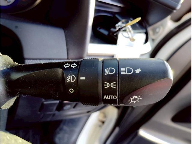 ヴェルファイアハイブリッド ZR【4WD】【兵庫県仕入】【11インチアルバインビックX】 【フリップダウンモニター】【SDナビ】両側電動スライドドア 追従クルコン コーナーセンサー ハーフレザーシート LEDヘッドライト バックカメラ&Bluetooth&CD/DVD(15枚目)