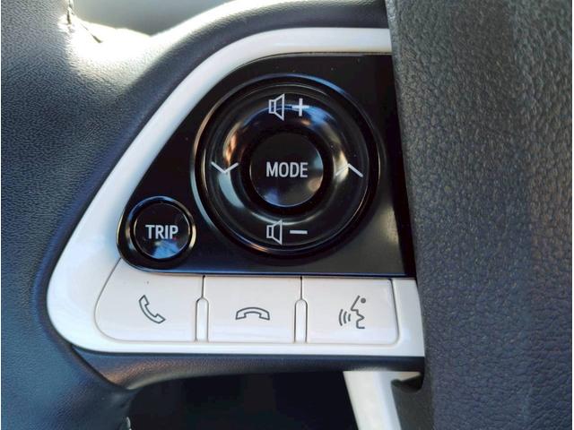 プリウス Sツーリングセレクション【4WD】【走行19.605キロ】 【黒皮シート】【純正9インチSDナビ】【BT接続/バックカメラ/CD/DVD再生/フルセグ/】【電動シート】【シートヒーター】【オートLEDライト】【純正アルミ】【プッシュスタート&スマートキー】(25枚目)