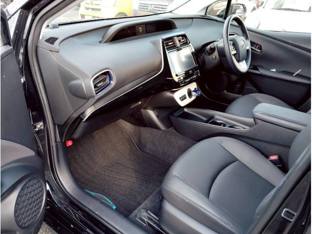 プリウス Sツーリングセレクション【4WD】【走行19.605キロ】 【黒皮シート】【純正9インチSDナビ】【BT接続/バックカメラ/CD/DVD再生/フルセグ/】【電動シート】【シートヒーター】【オートLEDライト】【純正アルミ】【プッシュスタート&スマートキー】(38枚目)