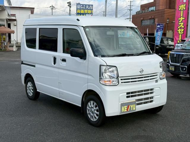 ＮＶ１００クリッパーバン ＤＸ　４ＷＤ　禁煙車　オーバーヘッドシェルフ　ＣＤオーディオ　ラジオ　ＡＵＸ接続　ＵＳＢ充電ポート　ＥＴＣ　オートライト　１２インチアルミホイール　横滑り防止　エアコン　パワーウィンドウ　ダブルエアバック（24枚目）