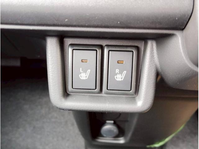 スペーシアカスタム ハイブリッドＸＳターボ【４ＷＤ】【届出済未使用車】　【全方位カメラ】スズキコネクト９型ナビ　衝突軽減＆車線逸脱警告　両側電動スライドドア　ハーフレザーシート＆シートヒーター　ＬＥＤライト　追従クルコン　地デジ　ＢＴオーディオ　保証書（18枚目）