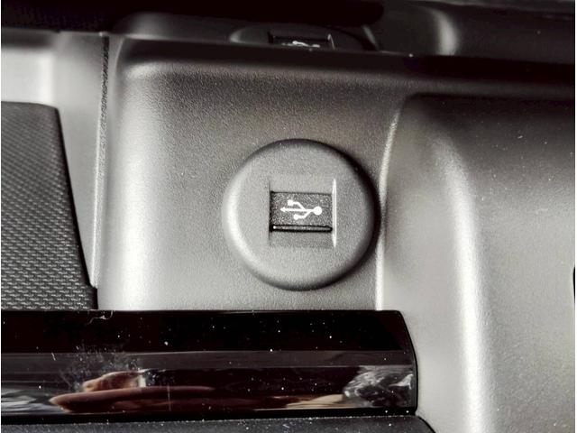 スペーシアカスタム ハイブリッドＸＳターボ【４ＷＤ】【届出済未使用車】　【全方位カメラ】スズキコネクト９型ナビ　衝突軽減＆車線逸脱警告　両側電動スライドドア　ハーフレザーシート＆シートヒーター　ＬＥＤライト　追従クルコン　地デジ　ＢＴオーディオ　保証書（22枚目）