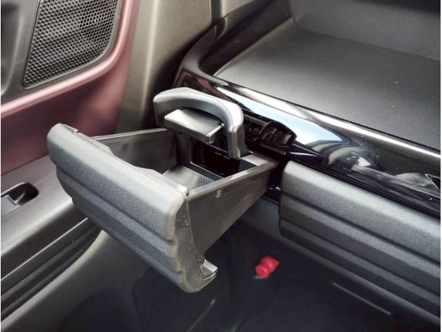 スペーシアカスタム ハイブリッドＸＳターボ【４ＷＤ】【届出済未使用車】　【全方位カメラ】スズキコネクト９型ナビ　衝突軽減＆車線逸脱警告　両側電動スライドドア　ハーフレザーシート＆シートヒーター　ＬＥＤライト　追従クルコン　地デジ　ＢＴオーディオ　保証書（24枚目）