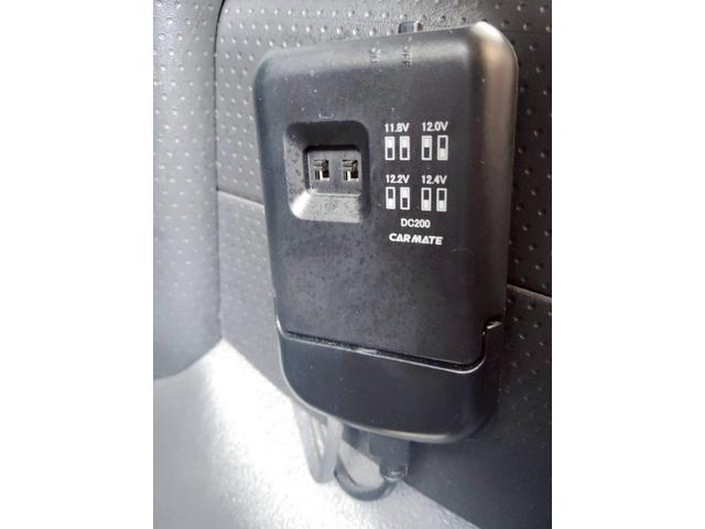 ＦＪクルーザー カラーパッケージ　４ＷＤ　寒冷地仕様　カロッテェリアナビ　フルセグ　バックカメラ＆Ｂｌｕｅｔｏｏｔｈ＆ＣＤ／ＤＶＤ再生　ＥＴＣ　クルーズコントロール　コーナーセンサー　ルーフレール　バックフォグ　禁煙車　取説＆保証書（17枚目）