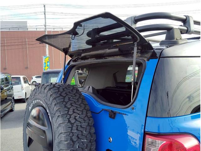 ＦＪクルーザー カラーパッケージ　４ＷＤ　寒冷地仕様　カロッテェリアナビ　フルセグ　バックカメラ＆Ｂｌｕｅｔｏｏｔｈ＆ＣＤ／ＤＶＤ再生　ＥＴＣ　クルーズコントロール　コーナーセンサー　ルーフレール　バックフォグ　禁煙車　取説＆保証書（30枚目）